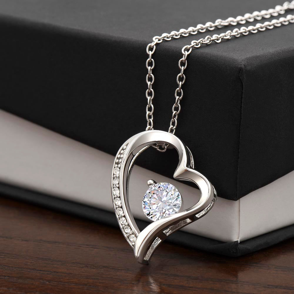 Forever Love Necklace – Emotional Mother’s Day Gift for Mom | Heart Pendant